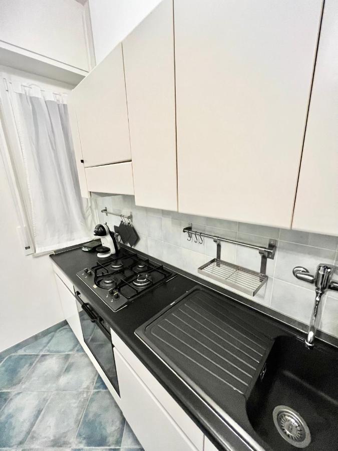 A 5 Minuti Dal Mare - Dolphin Beach House Spotorno Eksteriør billede