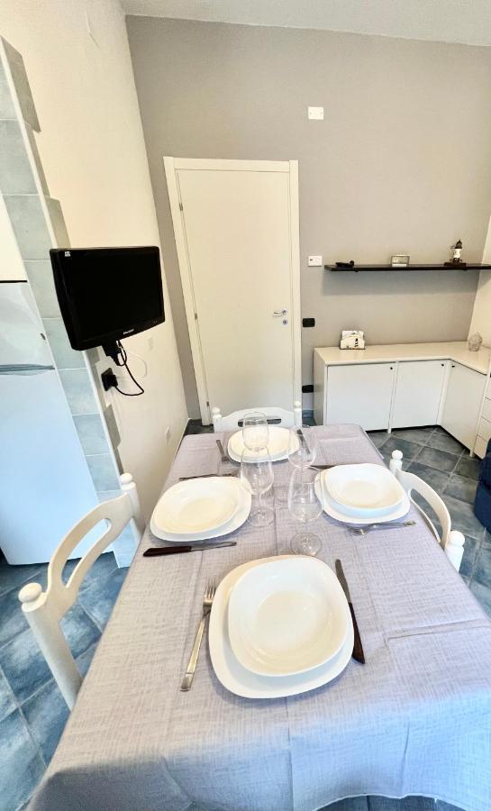 A 5 Minuti Dal Mare - Dolphin Beach House Spotorno Eksteriør billede